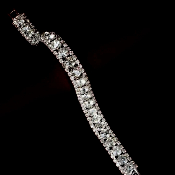 Sparkling Silver rhinestone bracelet! 😍 - Picture 2 of 2